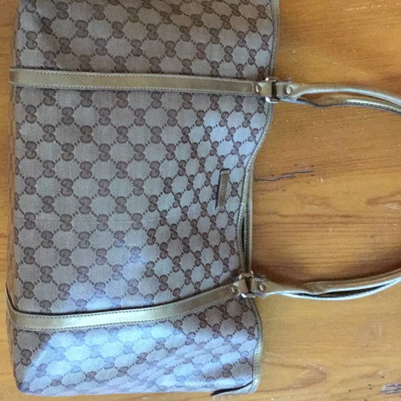 ❤️SOLD❤️Authentic GUCCI BrownTan GG Signature Tote - Picture 8 of 8